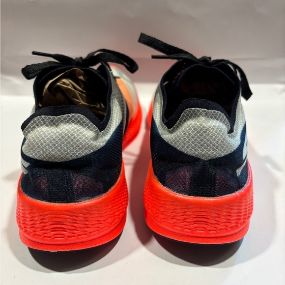 Men’s 7.5 Sketchers Razor Elite running shoe - Picture 4 of 5